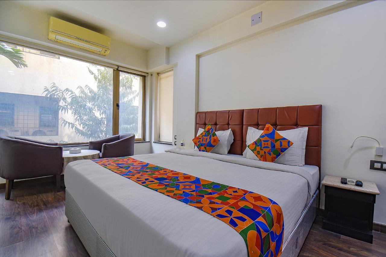Fabhotel Sr Wakad - Nr Mall Of Millenium Hotel Pimpri-Chinchwad
