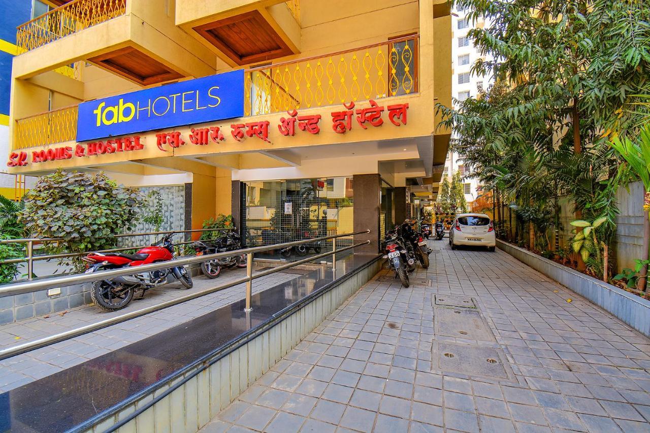 Fabhotel Sr Wakad - Nr Mall Of Millenium
